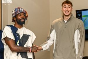 杜克双状元！欧文和弗拉格会面 美媒：这对双人组将是个大麻烦